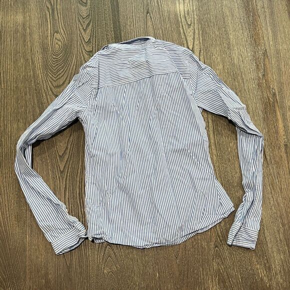 Hollister Button-Up Shirt Striped Long Sleeve Chest Pocket Blue White Size XS - Picture 2 of 4